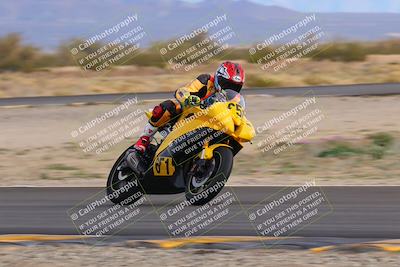 media/Dec-17-2022-SoCal Trackdays (Sat) [[224abd9271]]/Turn 15 (155pm)/